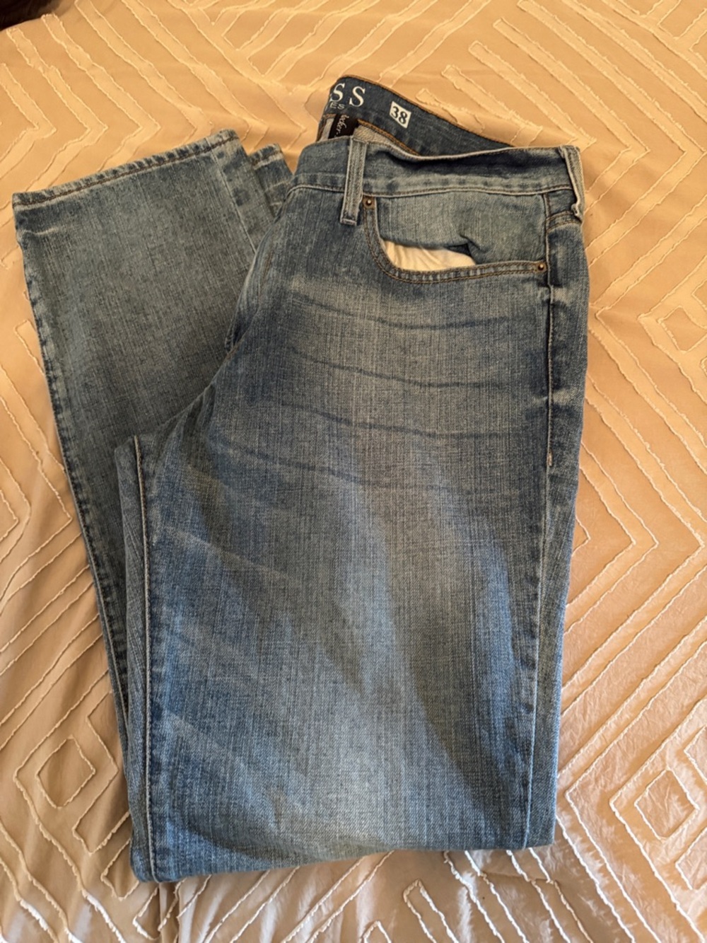 Guess Men’s Straight Jeans - Light Blue Denim